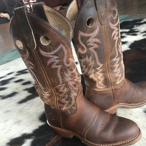 Women’s Double H Buckaroo 12” western boots